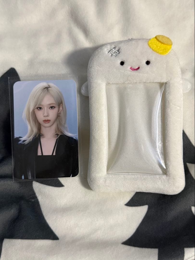 aespa ウィンター トレカケース トレカホルダー キーホルダー - メルカリ