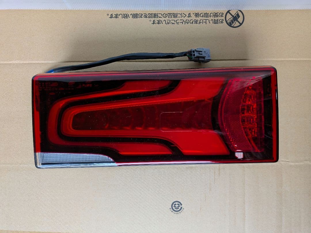 三菱 ふそう 新型スーパーグレート led テールランプタイプS 左右