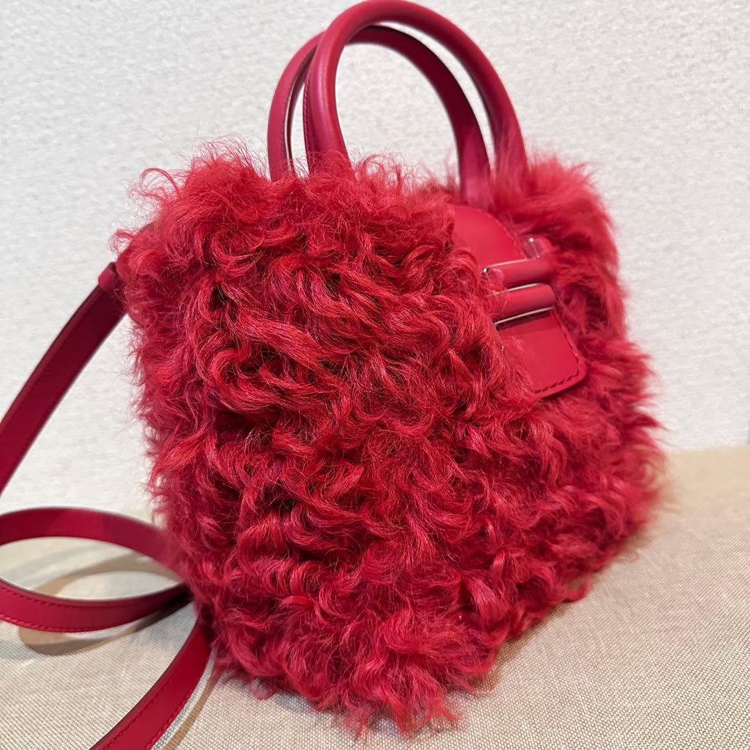 ココ様専用⭐︎TOD'sダブルTラムファー2way赤ショルダーバッグ - メルカリ