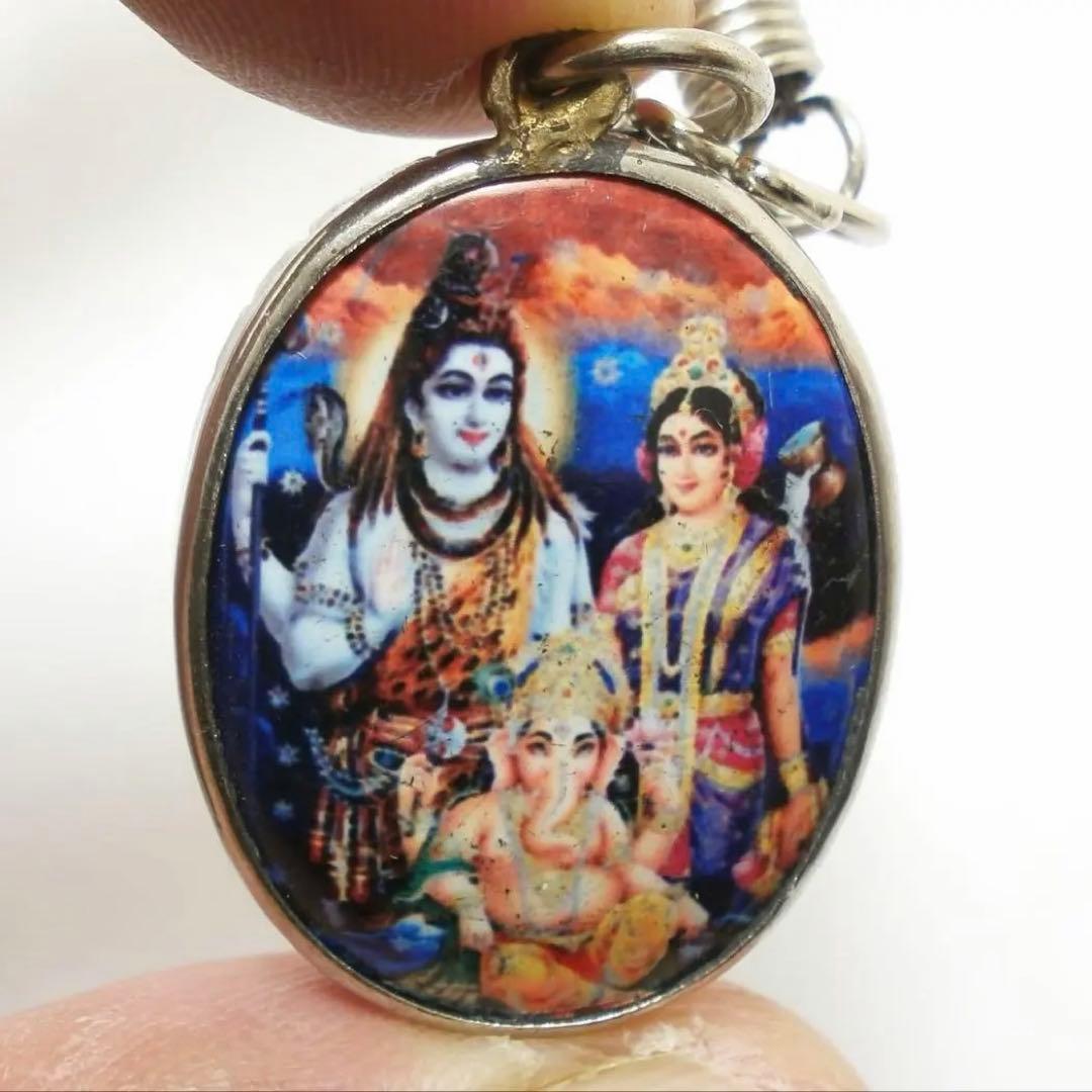 オームペンダント シヴァ・パールヴァティー＆ガネーシャ 神聖