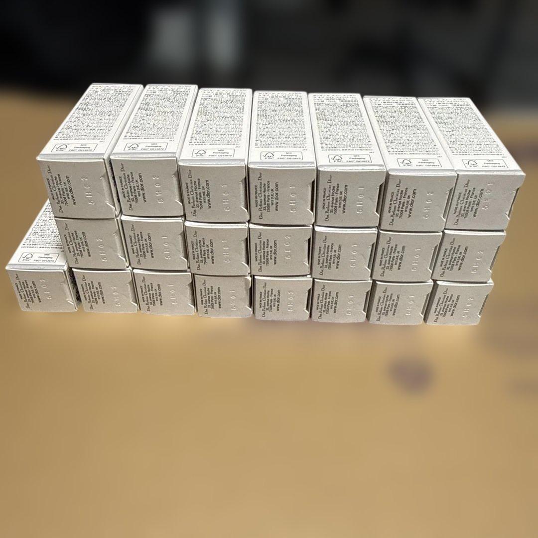 Dior DIORSNOW エッセンスオブライト 22本セット 10ml - メルカリ