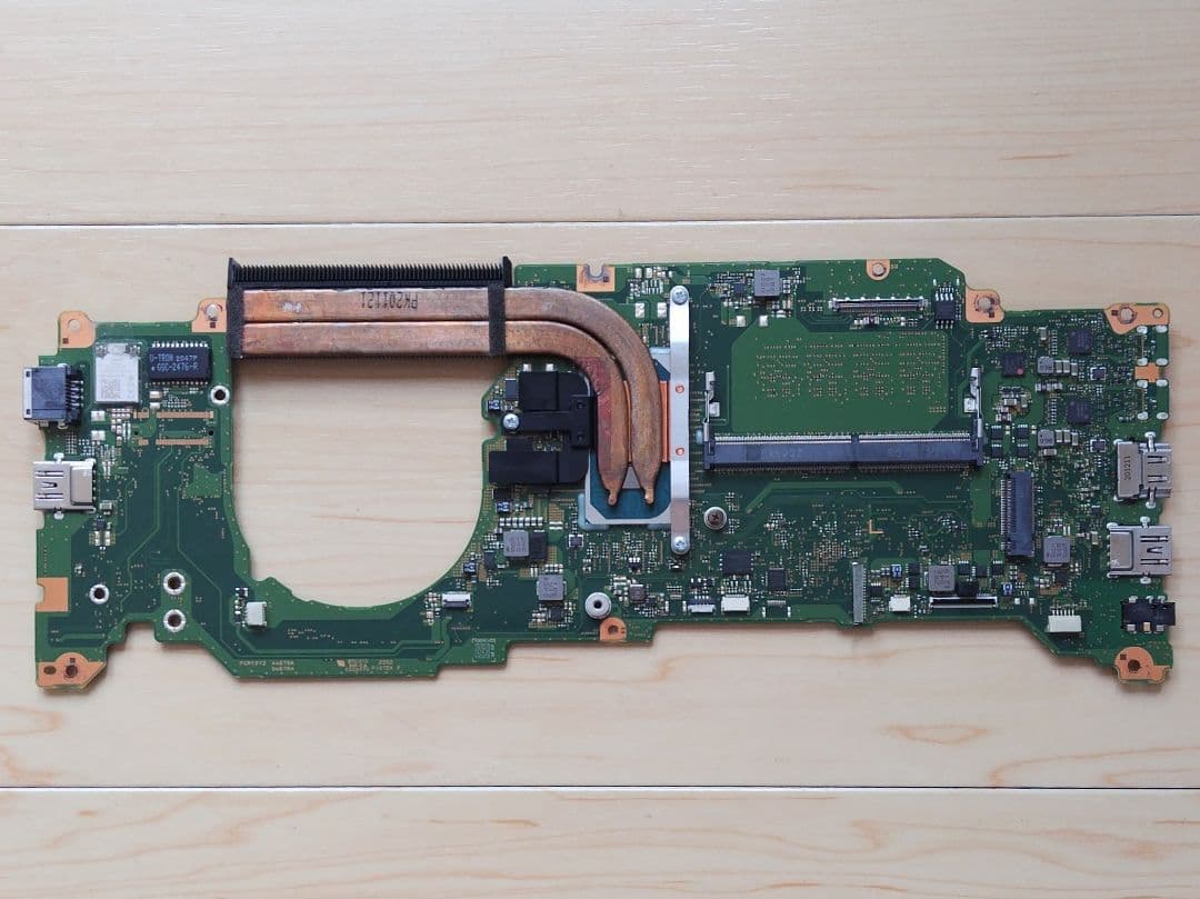 Dynabook G83/HS・HV・HU等用 マザーボード i7 1165G7 - メルカリ