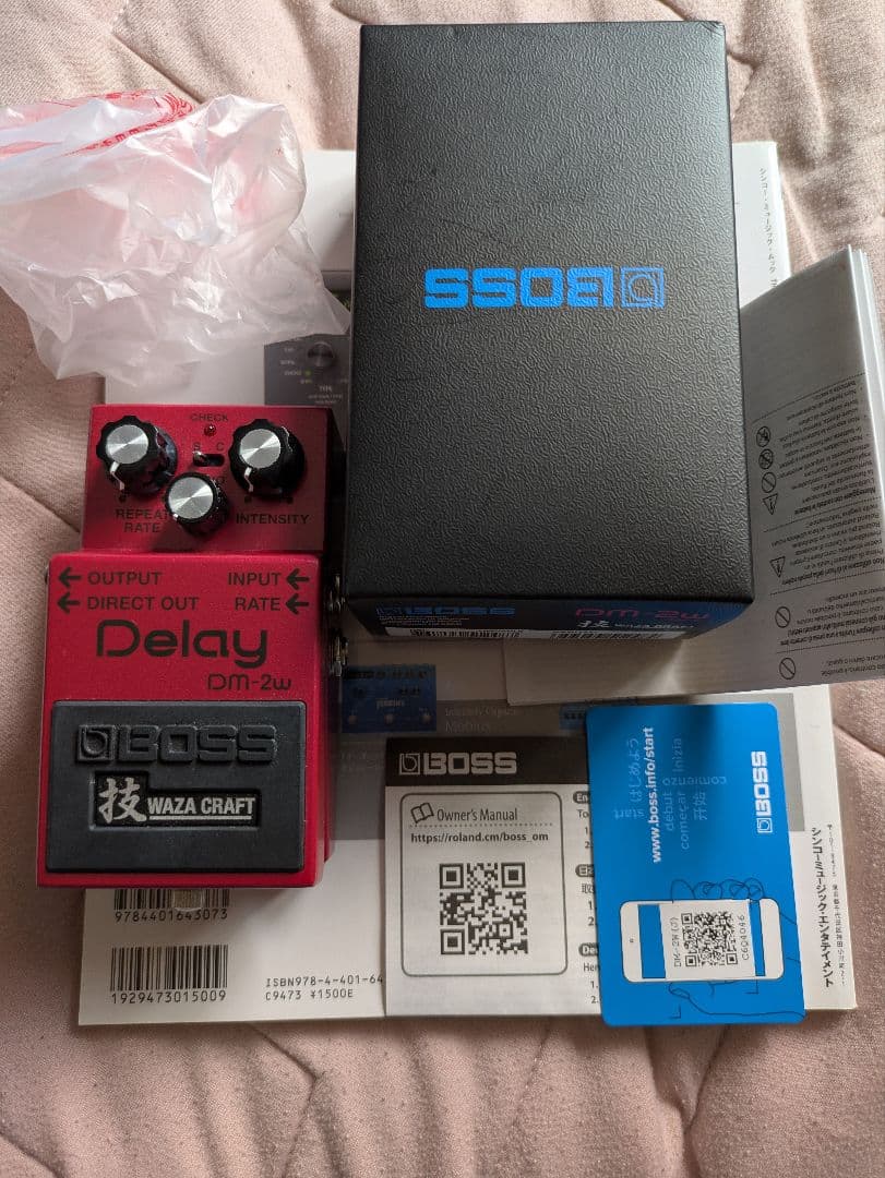 ギター BOSS DM-2W Amazon.com: Boss DM-2W Delay Waza Craft Guitar Effects Pedal