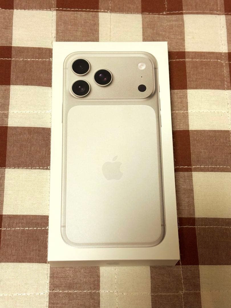 iPhone17ProMax 256GB シルバー SIMフリー Apple iPhone 17 Pro Max 256GB SIMフリー [シルバー] 価格比較 - 価格.com