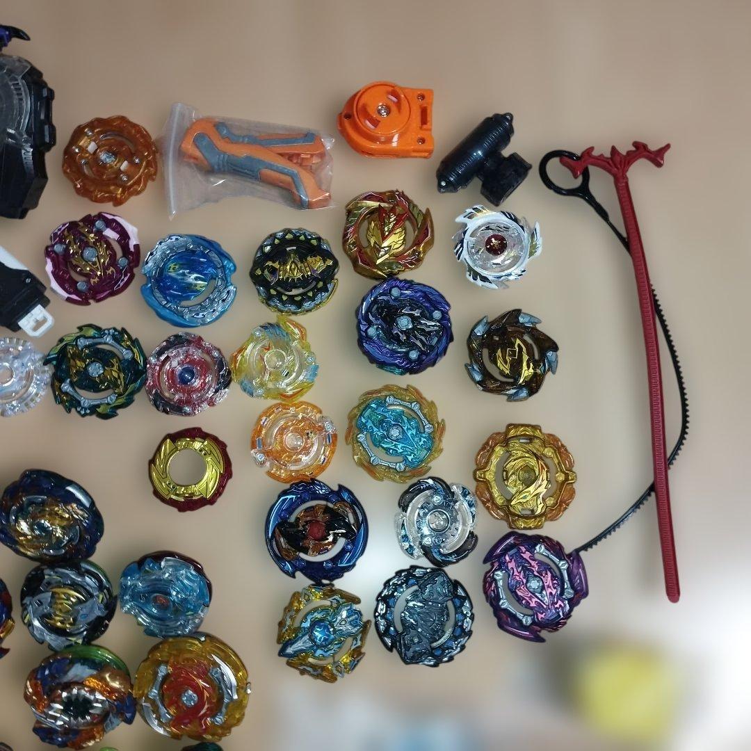 激安　ベイブレードバースト　3.3kg 大量　まとめ売り