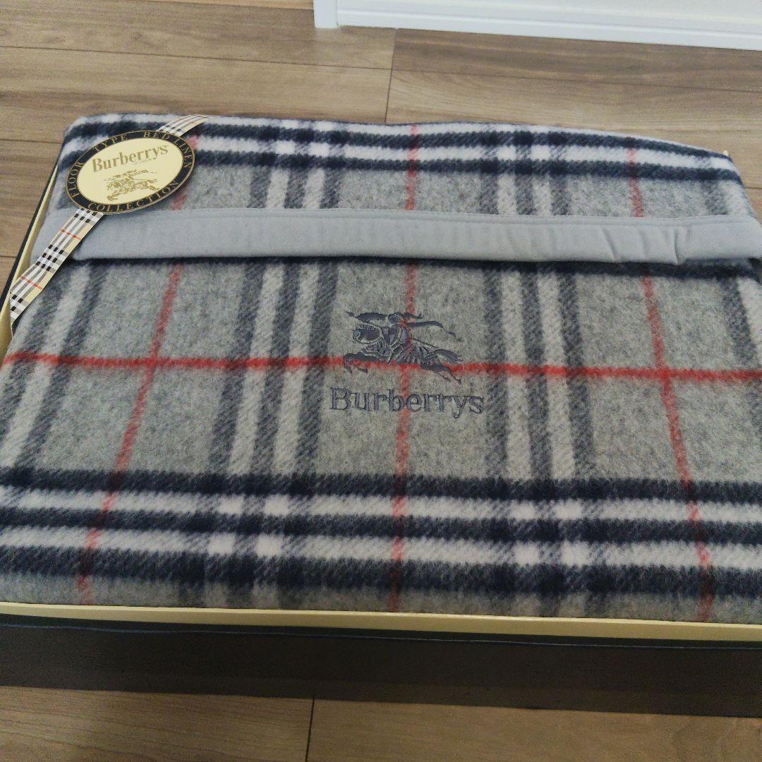 新品未使用 BURBERRYSノバチェック柄 ウール100％ 純毛毛布 西川産業