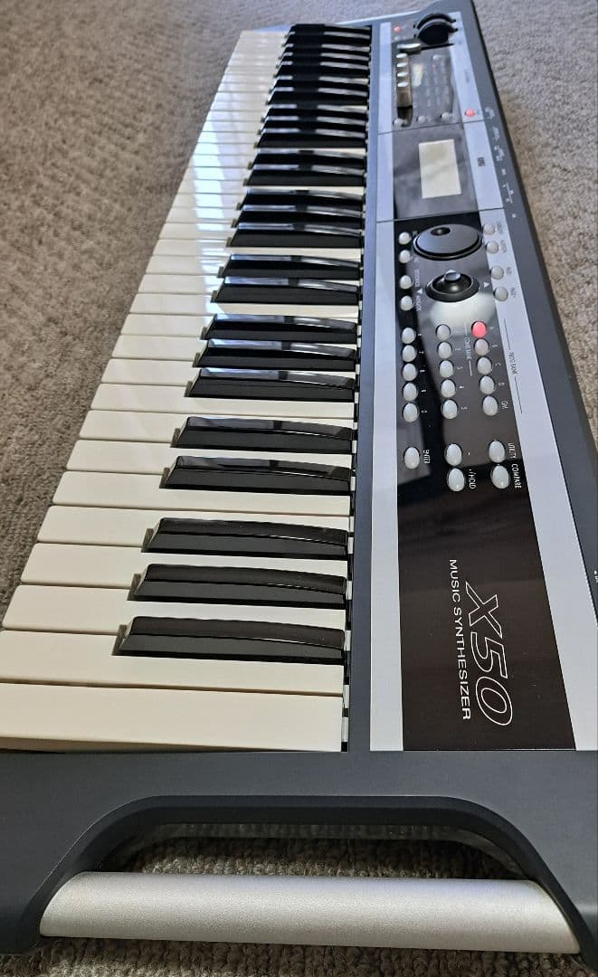 美品】KORG X50 シンセサイザー 61鍵盤（ベロシティ対応） - メルカリ