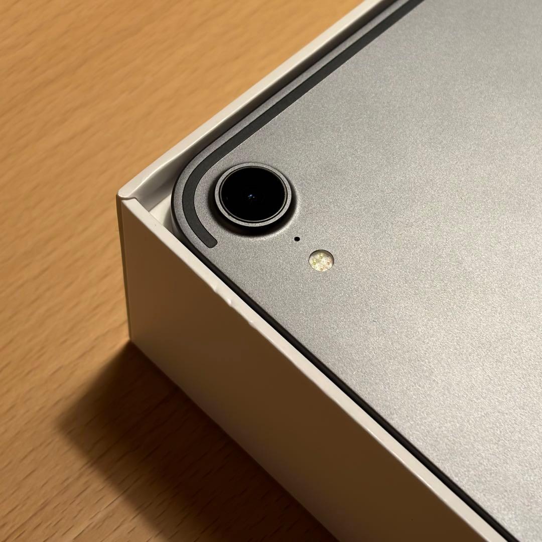 iPad Pro 11 第1世代 A1980 【液晶割れなし 基板/部品欠損】 - メルカリ