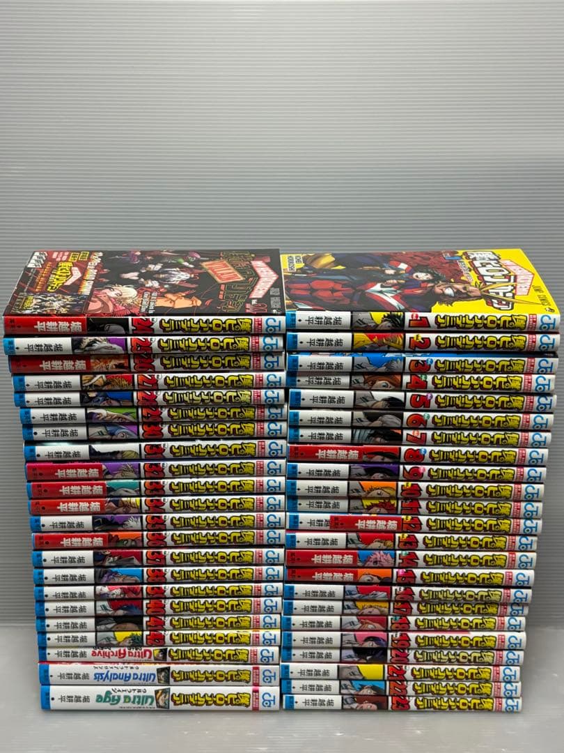 僕のヒーローアカデミア　42巻全巻＋ファンブック3冊 僕のヒーローアカデミア 42巻全巻＋ファンブック3冊 - メルカリ