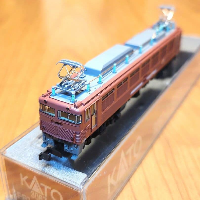 【未使用・美品】KATO EF81 300 JR貨物更新車(ローズピンク)タイプ EF81 300 JR貨物更新車（ローズピンク）タイプ
