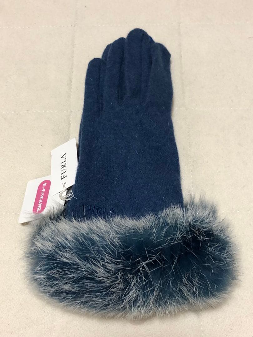 380新品FURLAフルラ ラビットファー付きウール手袋スマホ対応 - メルカリ
