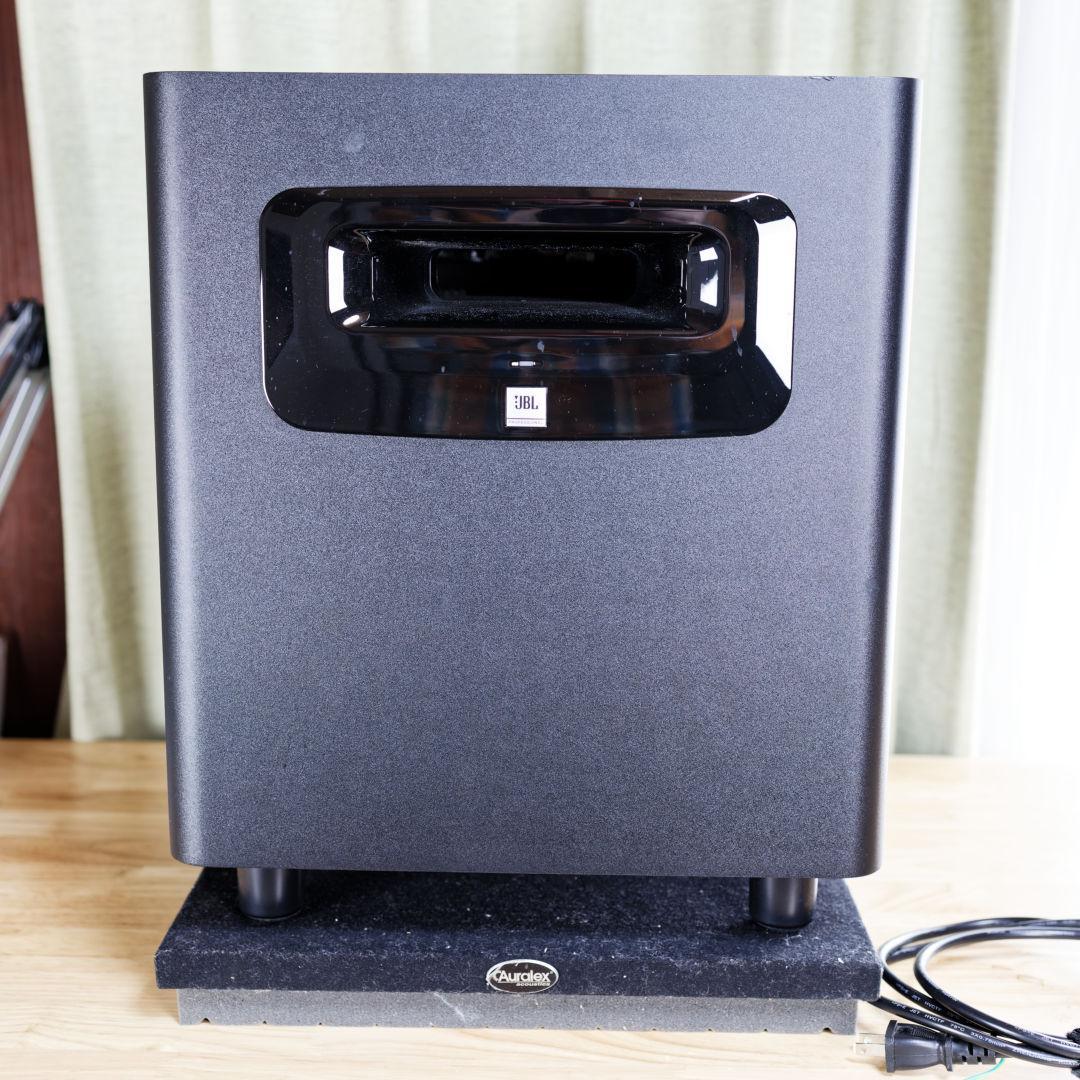 JBL LSR310S サブウーファー + アイソレーション・パッド JBL LSR310S Powered Studio Subwoofer | zZounds