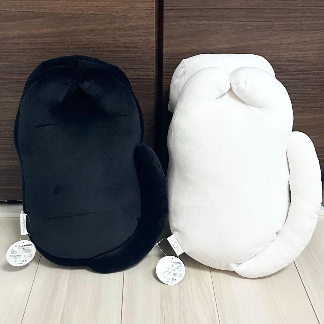 ぽちゃぽちゃおキャット様 おおきなぬいぐるみ 2個 - メルカリ