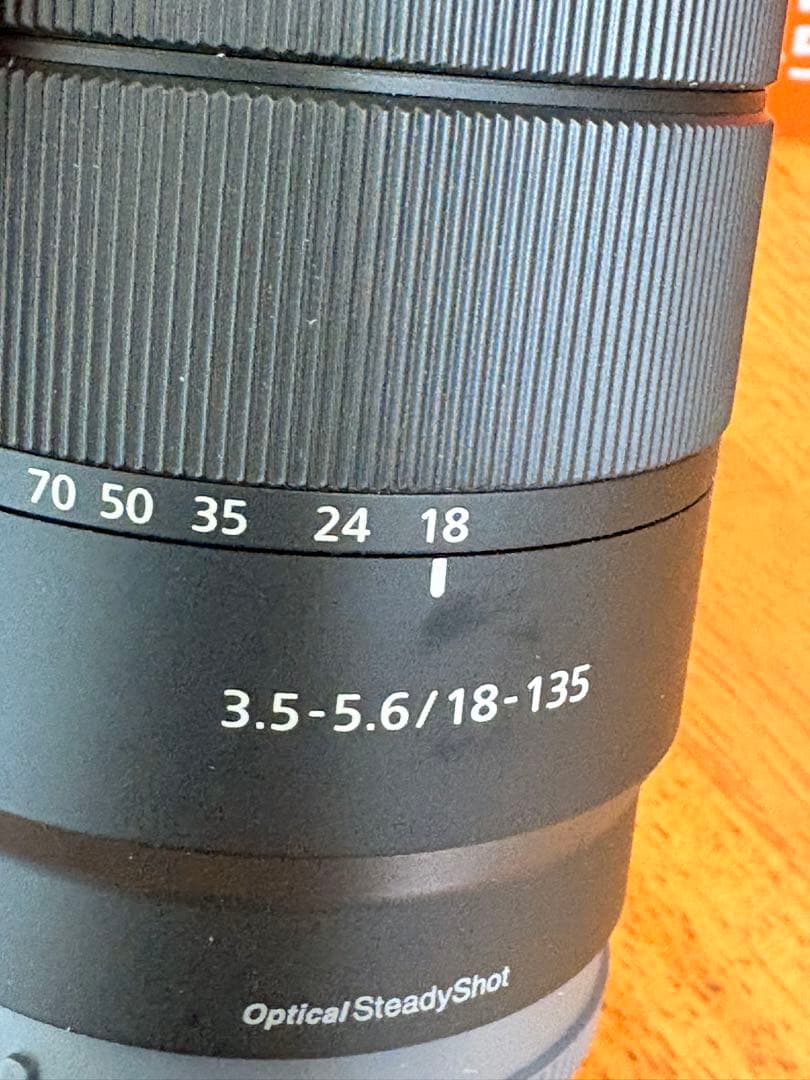 ソニー E 18-135mm F3.5-5.6 OSS（SEL18135）
