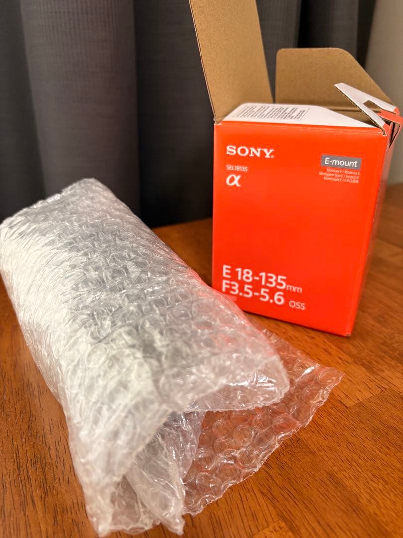 ソニー E 18-135mm F3.5-5.6 OSS（SEL18135）