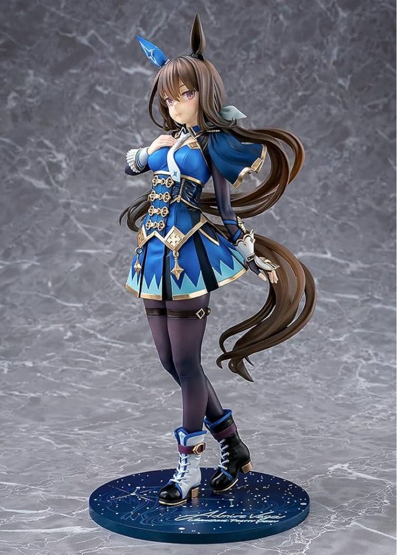 新品未開封】 アドマイヤベガ 1/7 フィギュア