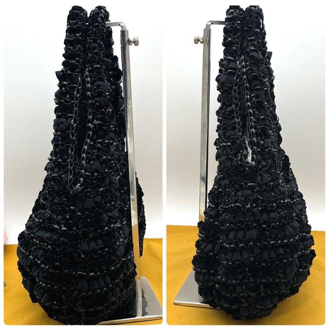 アンテプリマ ヴォルーメ テクニコ ベルベット ブラック ハンドバッグ