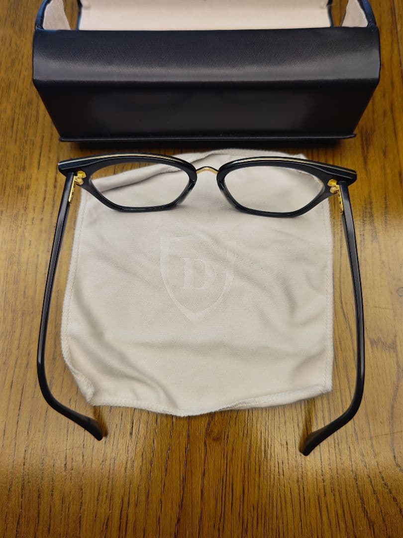 K*G様 メガネ ディータ ブラック キャットアイ - メルカリ