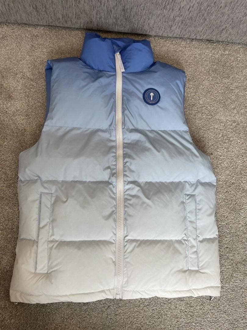 確実正規品］TRAPSTAR トラップスター ダウンベスト - メルカリ