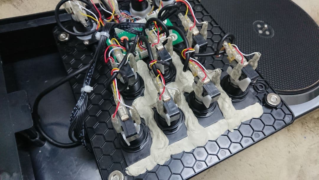 動作確認済み】PHOENIXWAN 旧基盤 三和ボタン EMP皿 静音化 - メルカリ