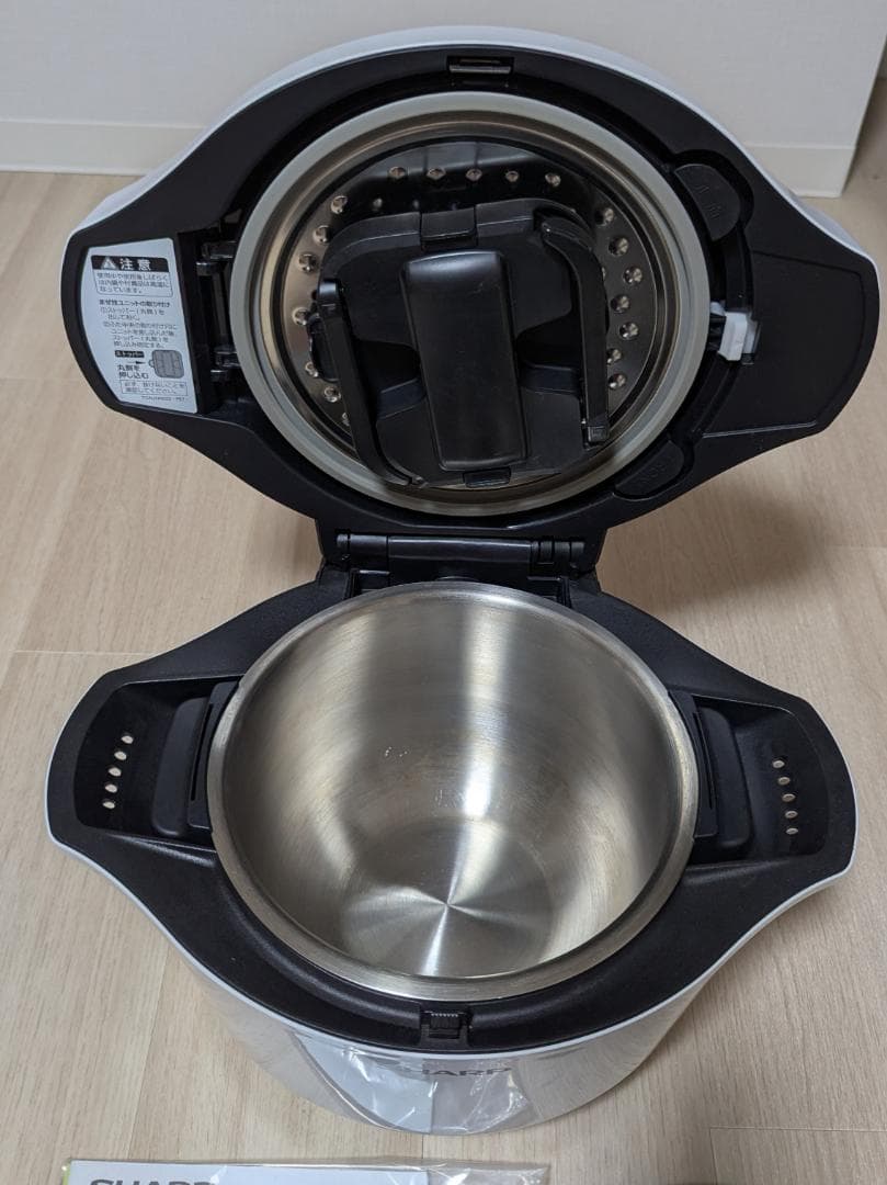 ヘルシオ ホットクック 2.4L KN-HW24E-W