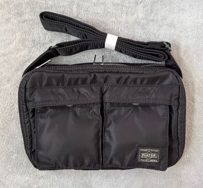 ショルダーバック 新品 ポーター タンカー 2層式 ブラック TANKER(タンカー) 2WAY SHOULDER BAG | 吉田カバンホームページ