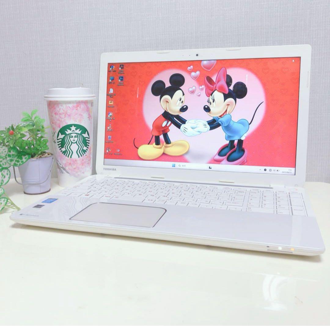 純白、コアi3、高速SSD、最新win11、イラレ&オフィス2021が使える 純白、コアi3、高速SSD、最新win11、イラレ&オフィス2021が使える