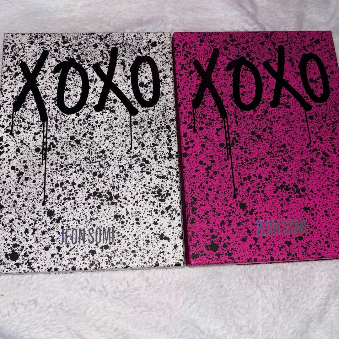 JEON SOMI XOXO GAME PLAN PHOTOBOOK - メルカリ