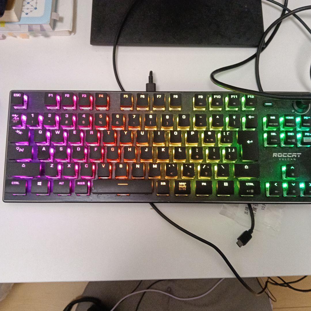 ROCCAT RGB有線キーボード 日本語配列