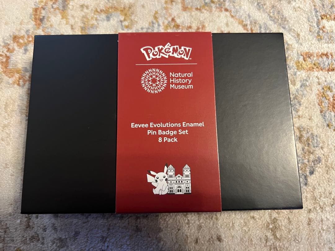 ポケモン ロンドン自然史博物館 イーブイ ピンバッジセット - メルカリ