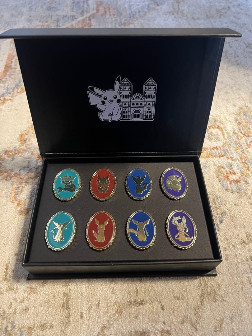 ポケモン ロンドン自然史博物館 イーブイ ピンバッジセット - メルカリ
