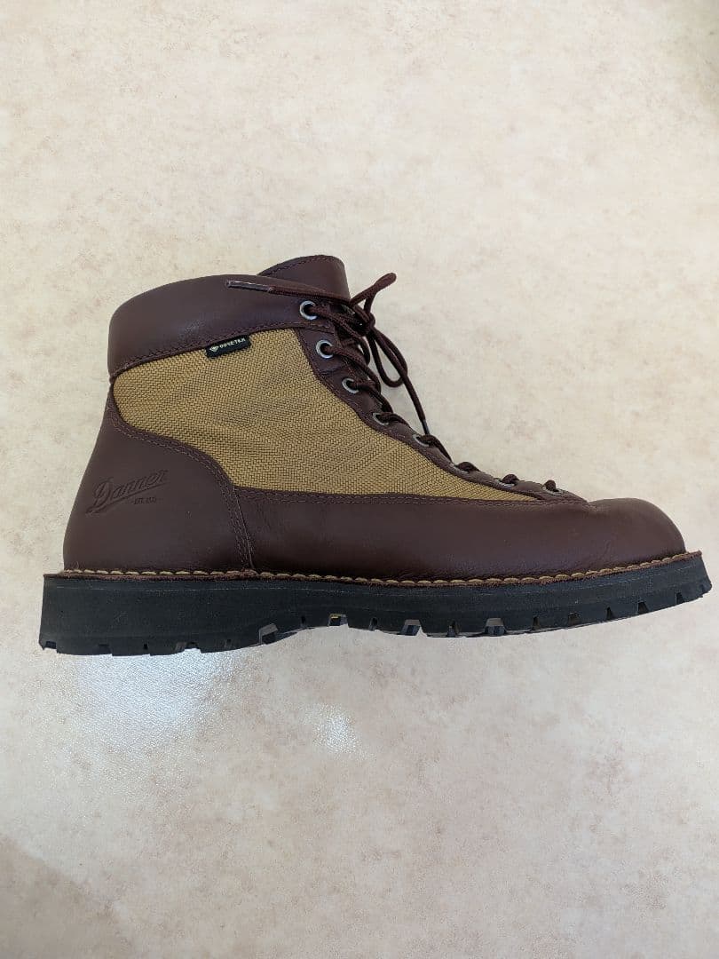 ​【極美品・元箱付】ダナーフィールド US9.5 (27.5cm)
