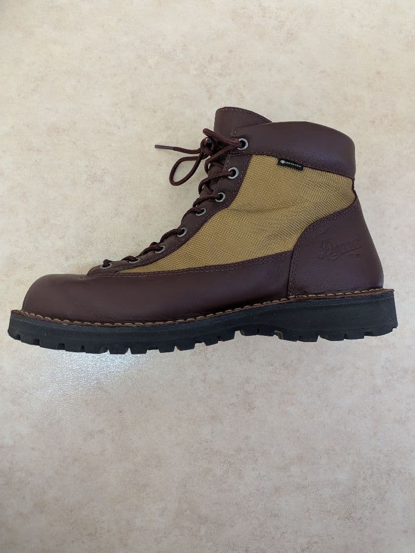 ​【極美品・元箱付】ダナーフィールド US9.5 (27.5cm)