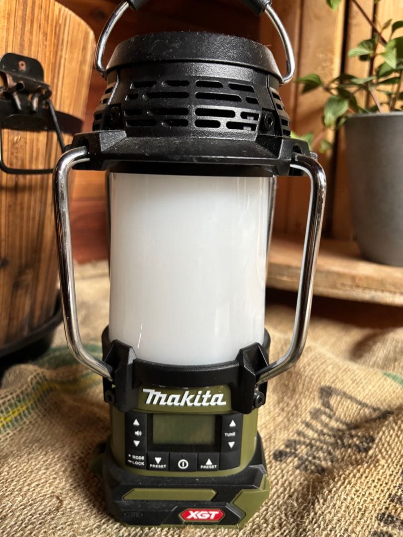 Makita MR008G LEDランタン mr008g | 株式会社マキタ