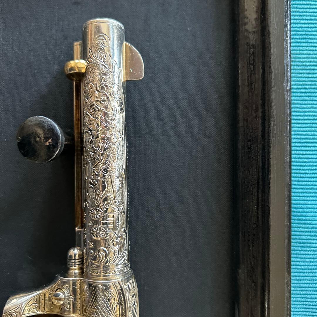 ジョン・ウェイン コメモラティブ 45&幻の白蝶貝のグリップ