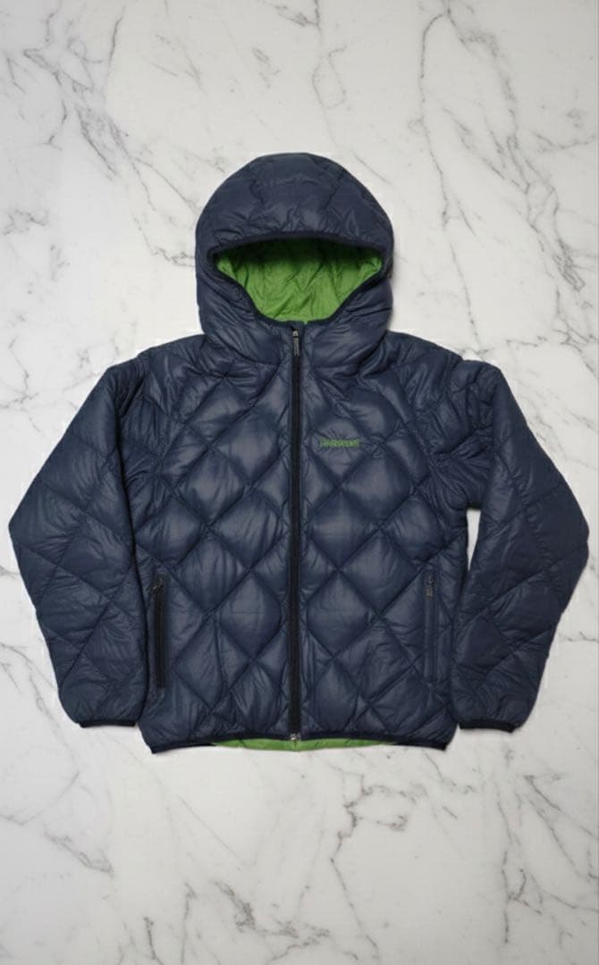 mont-bell ダウンジャケット キルティング　リバーシブル 紺/緑 モンベル ｜ オンラインストア ｜ リバーシブル ダウンパーカ Kid's