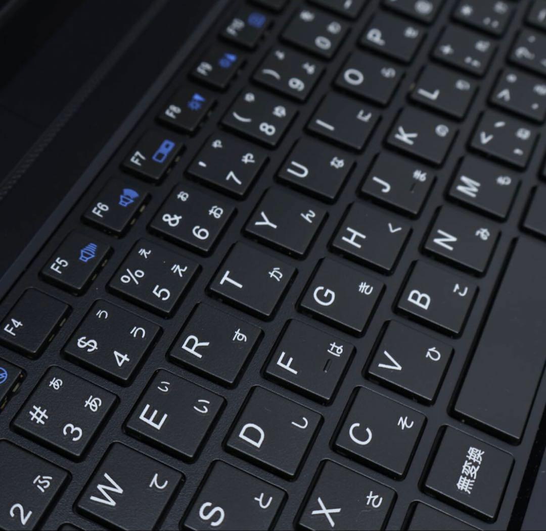 ☆美品 SSD240GB メモリ8G☆i3-7100U カメラ ノートPC129