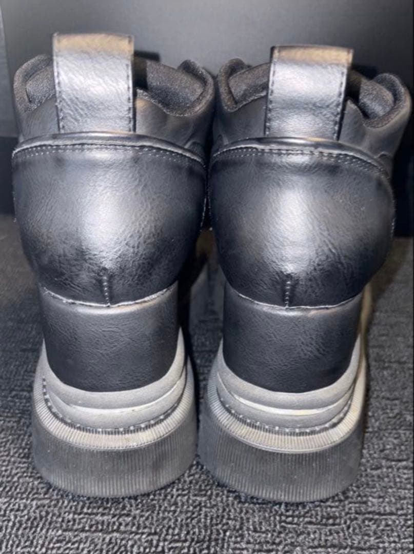 こ*様 YELLO ブラック 厚底スニーカー　23.5cm Mサイズ