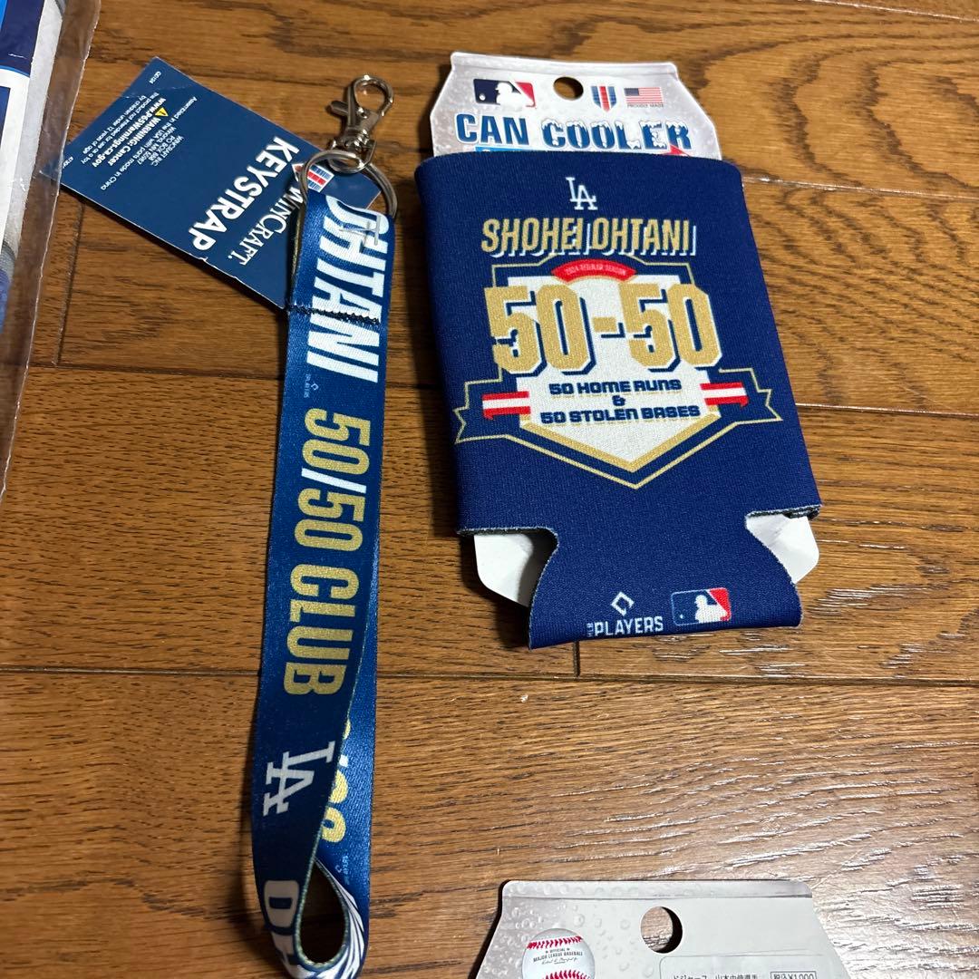 大谷翔平 50-50 グッズ 8点 タオル フラッグ ピンバッジ ユニフォーム