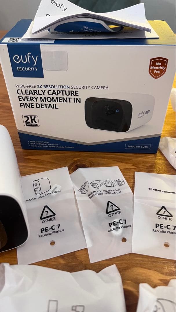 eufy ワイヤレス2Kセキュリティカメラ eufy Security 2K Indoor Camera, AI Human and Pet Detection, Night