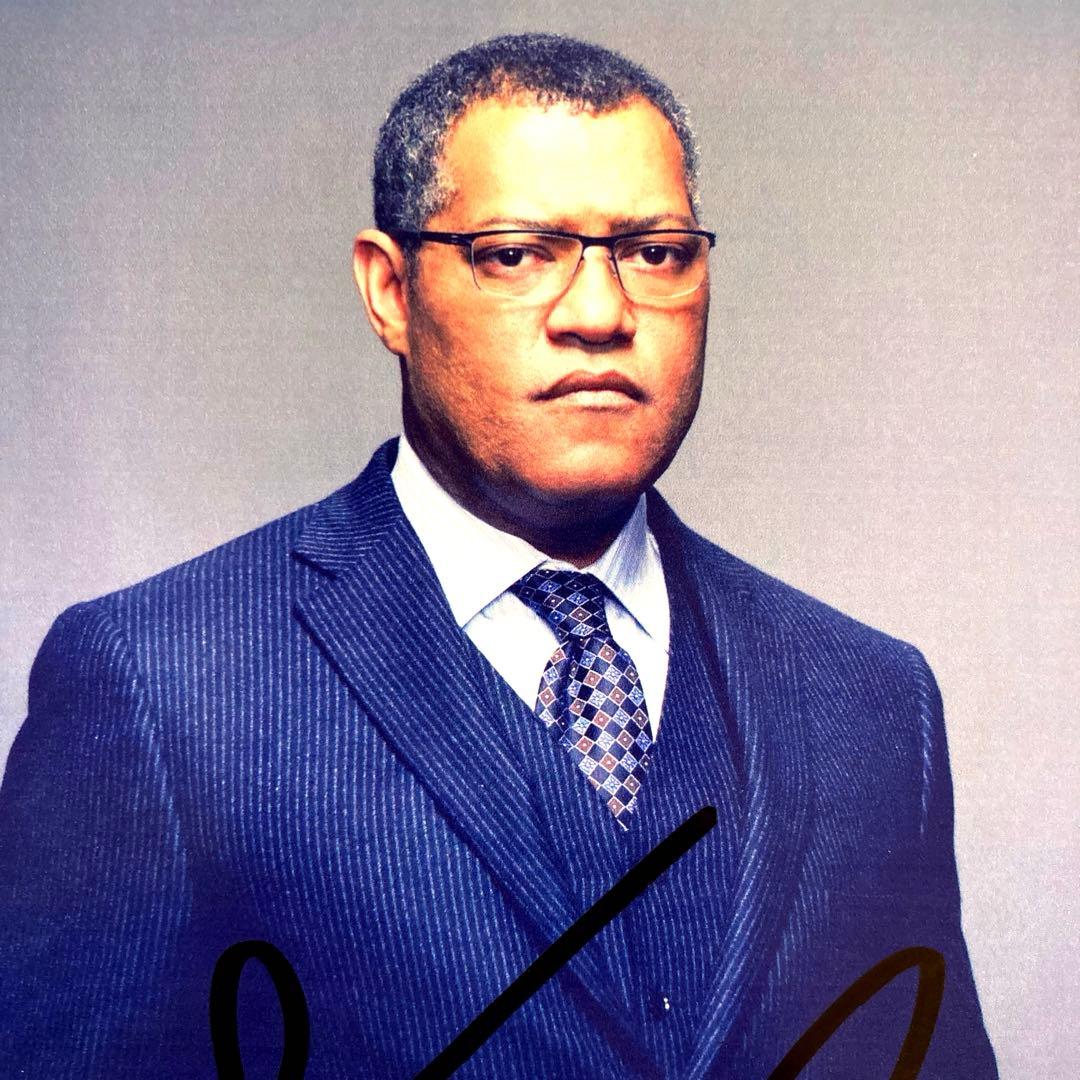 セール中…ローレンス・フィッシュバーン直筆サイン入り2Lサイズ写真