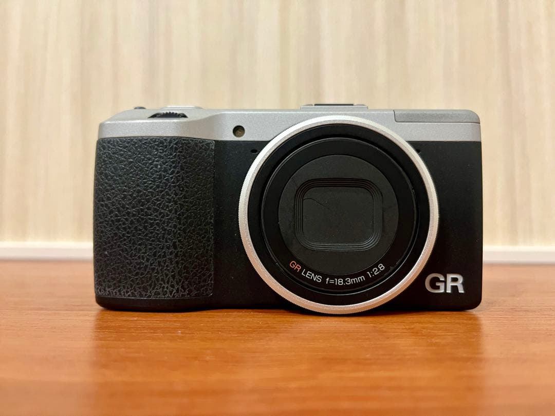 50点限定！純正シルバーパーツ装備品！】RICOH GR APS-C初代 - メルカリ
