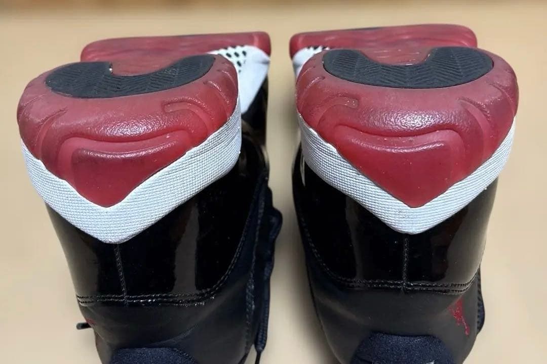 シューズ(男性用) Nike Air Jordan 11 Retro \"Bred\"