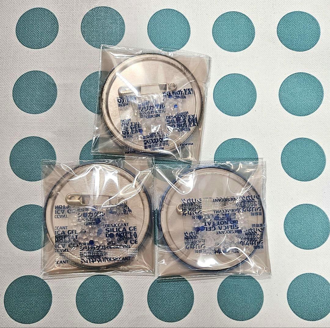 3点セット 初音ミク マルイ 缶バッジ KAITO 缶バッジ 展示会限定