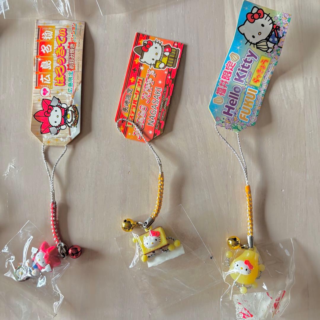 2001年〜】ご当地キティ 23個 まとめ売り 根付け - メルカリ