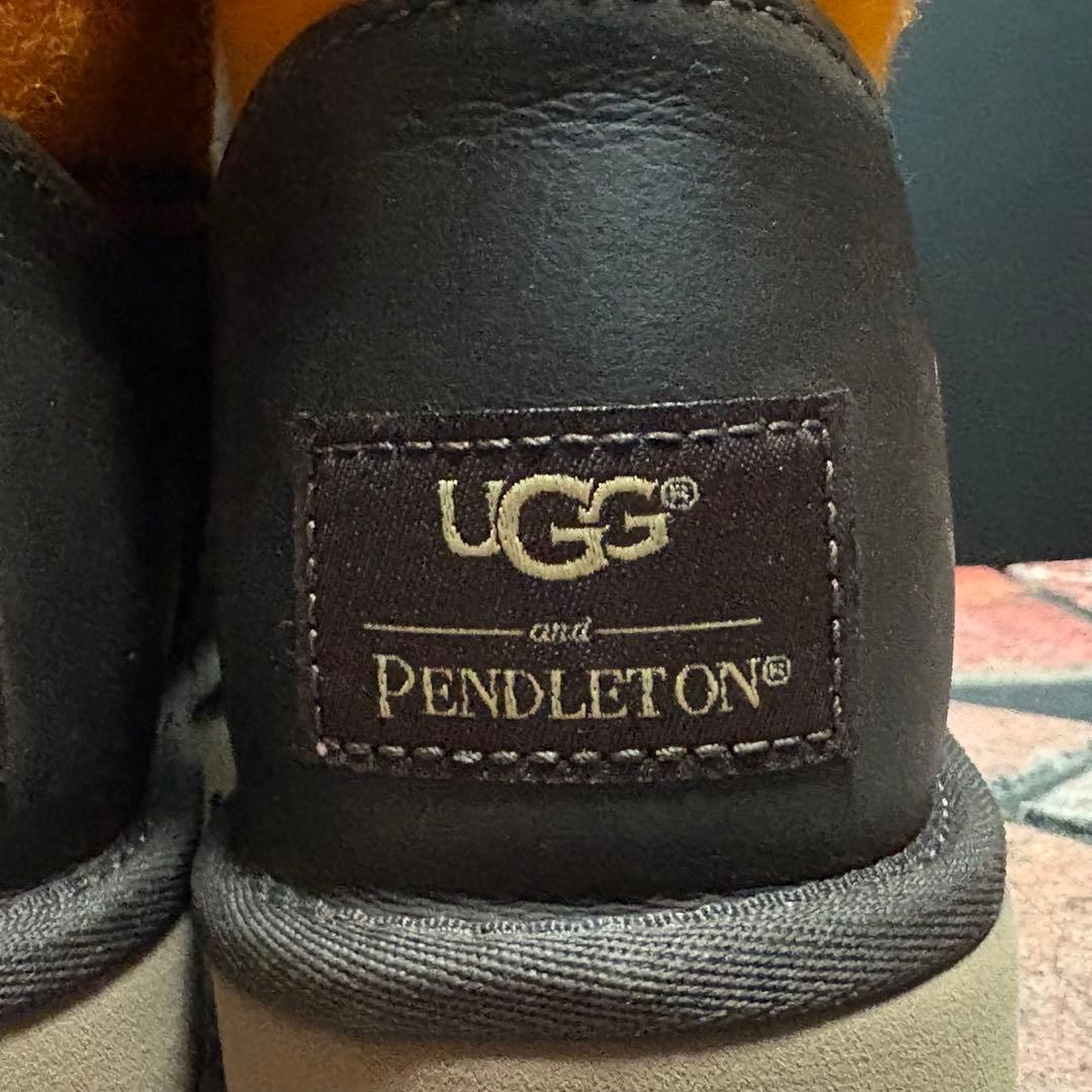 【試着のみ】アグ　× ペンドルトン　コラボ 本革　ウール　ワッペン　24.0cm