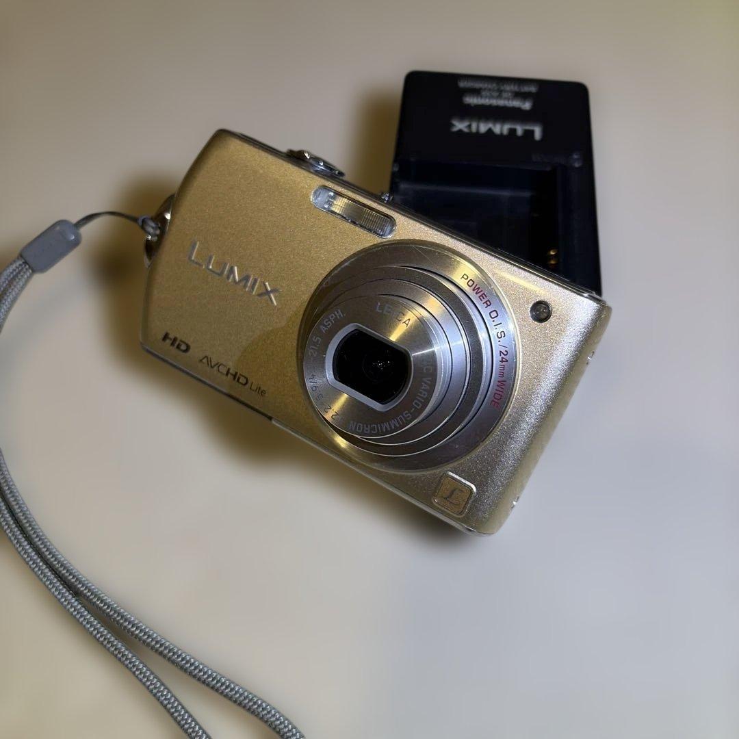 Panasonic LUMIX DMC-FX70 充電器・バッテリー・sd付 - メルカリ