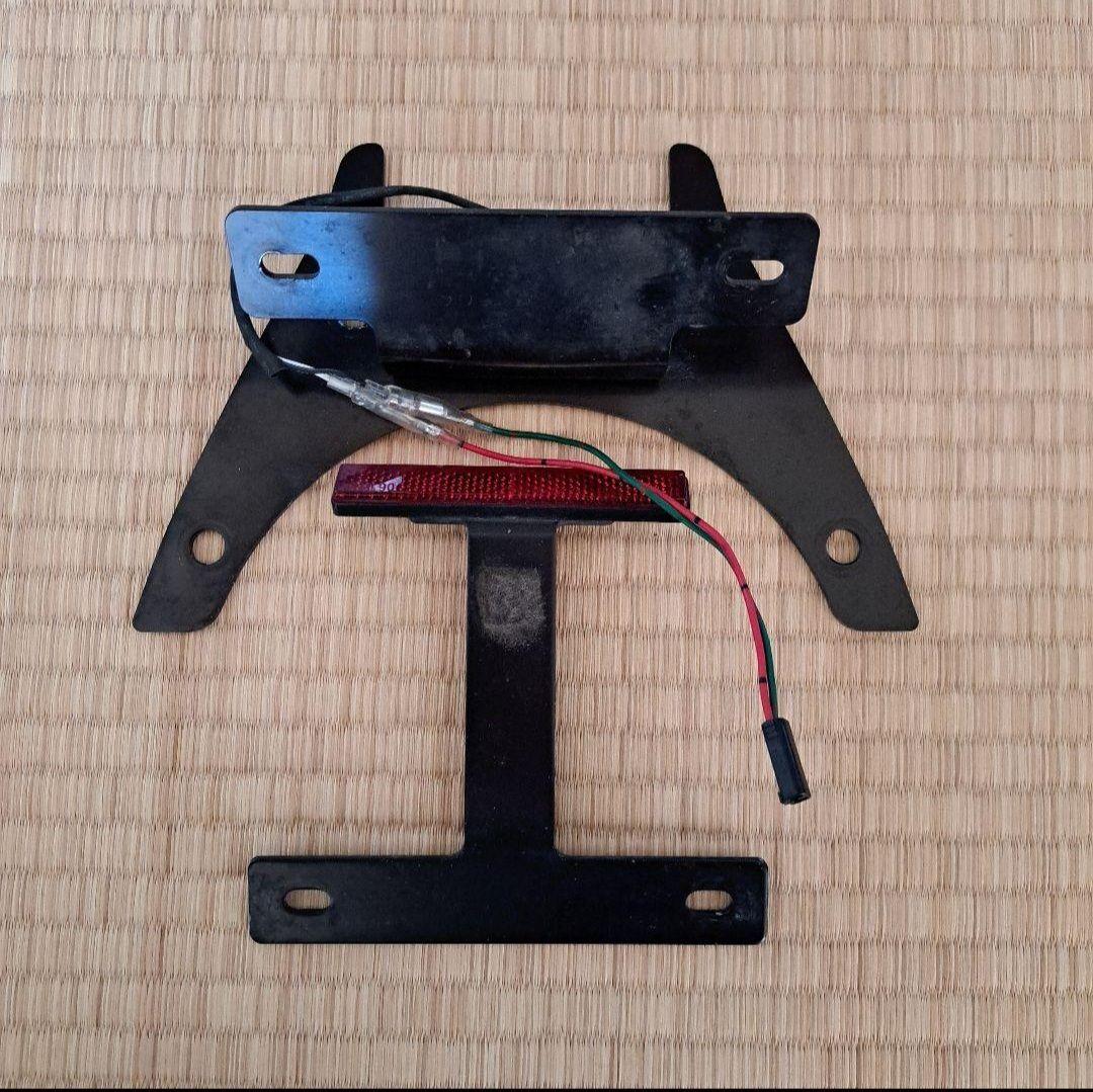 【rage】隼_フェンダーレス、スクリーン フェンダーレスKIT(ナンバー取付ステー) | ヨシムラジャパン