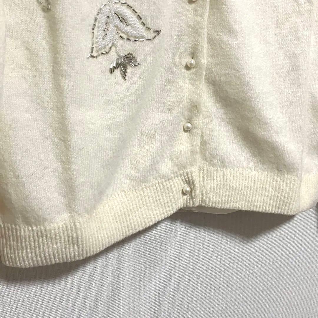 ⭐️レトロ古着 ビーズ刺繍 カーディガン⭐️ヴィンテージ 香港製 白
