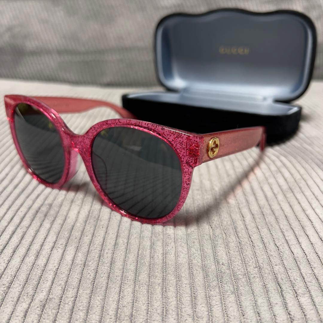 新品 仲里依紗さん着用 GUCCI グッチ サングラス ラメピンク 0035